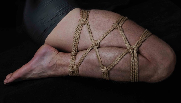 Diamond Leg Tie Tutorial